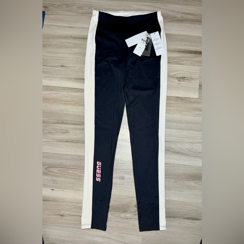 GUESS leggings med
